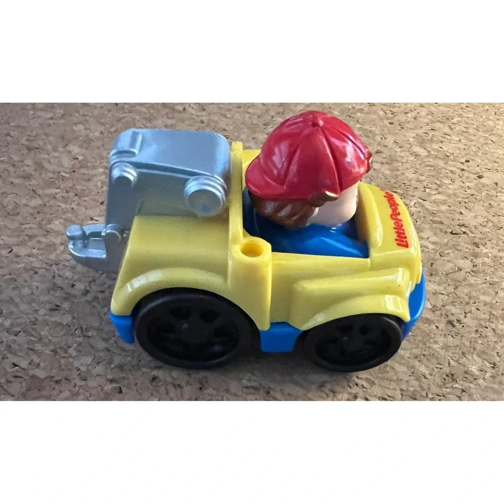 Fisher-Price‎ Little People Wheelies 2009 Tow Truck Yellow Good Rescue Vehicle